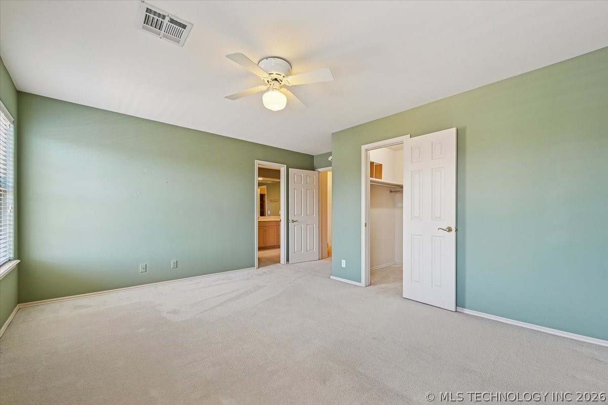 1442 S Newport Avenue Property Photo 36