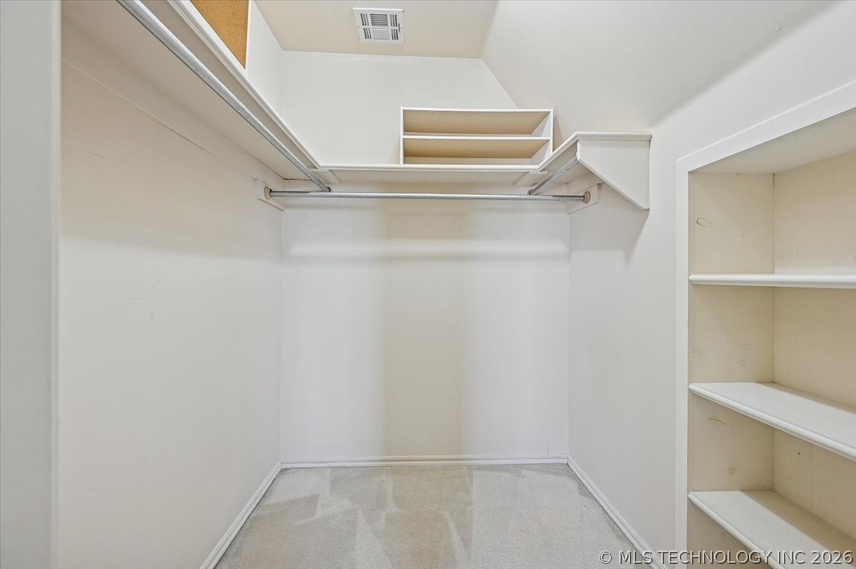 1442 S Newport Avenue Property Photo 37