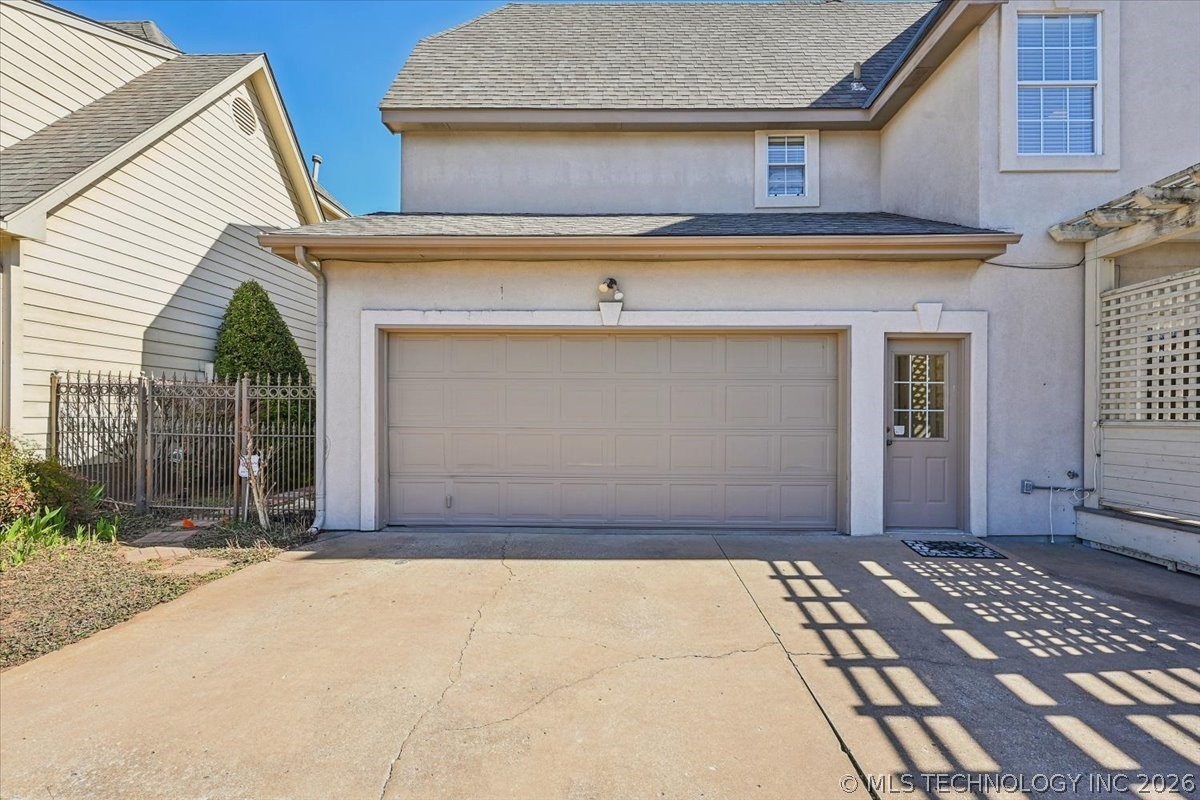 1442 S Newport Avenue Property Photo 49
