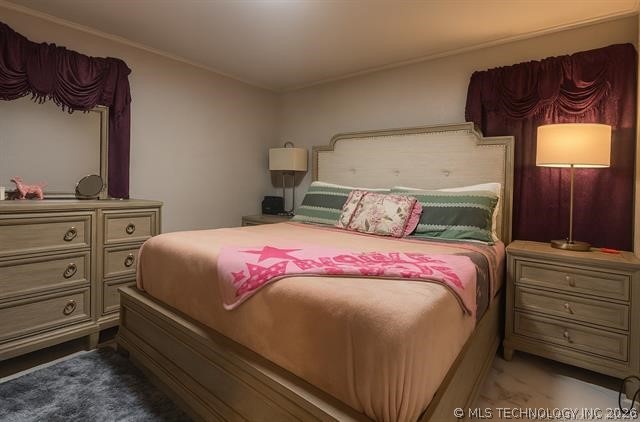 1819 N Oswego Avenue Property Photo 9