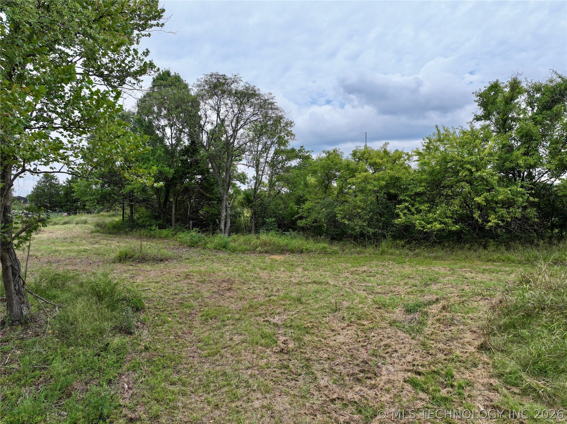 16549 County Road 1561 Property Photo 3