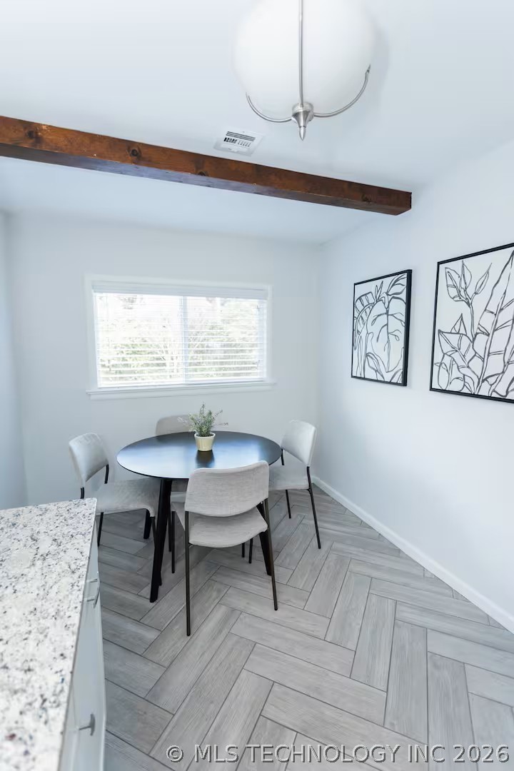 1727 S Knoxville Avenue Property Photo 15