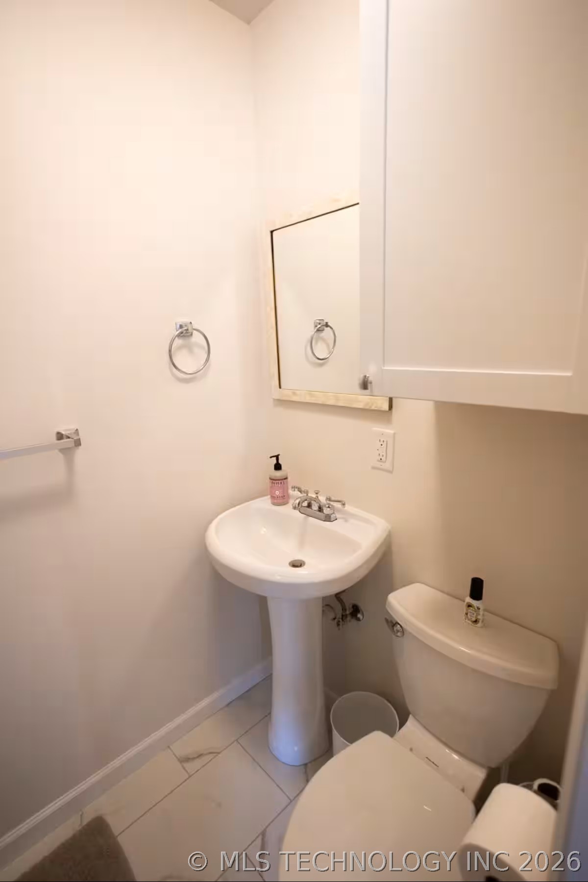 1727 S Knoxville Avenue Property Photo 26