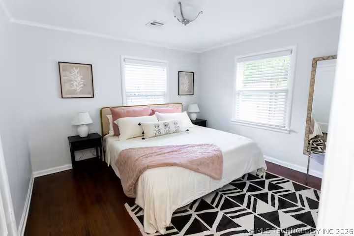 1727 S Knoxville Avenue Property Photo 31