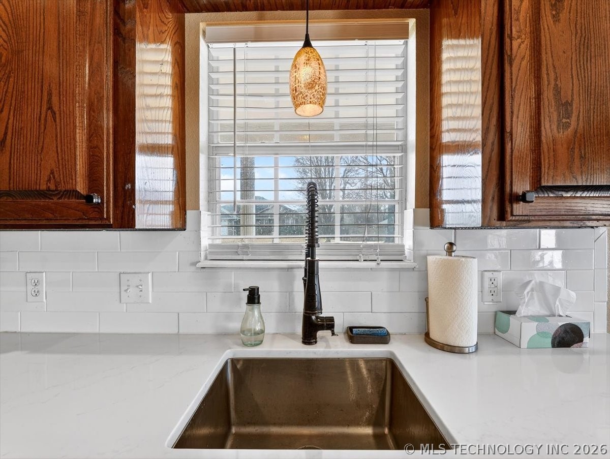 204 Nanih Waiya Street Property Photo 17