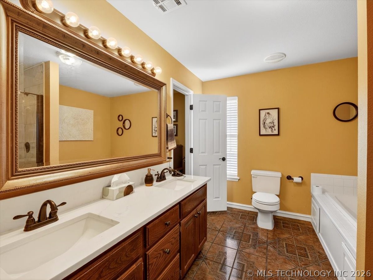 204 Nanih Waiya Street Property Photo 24