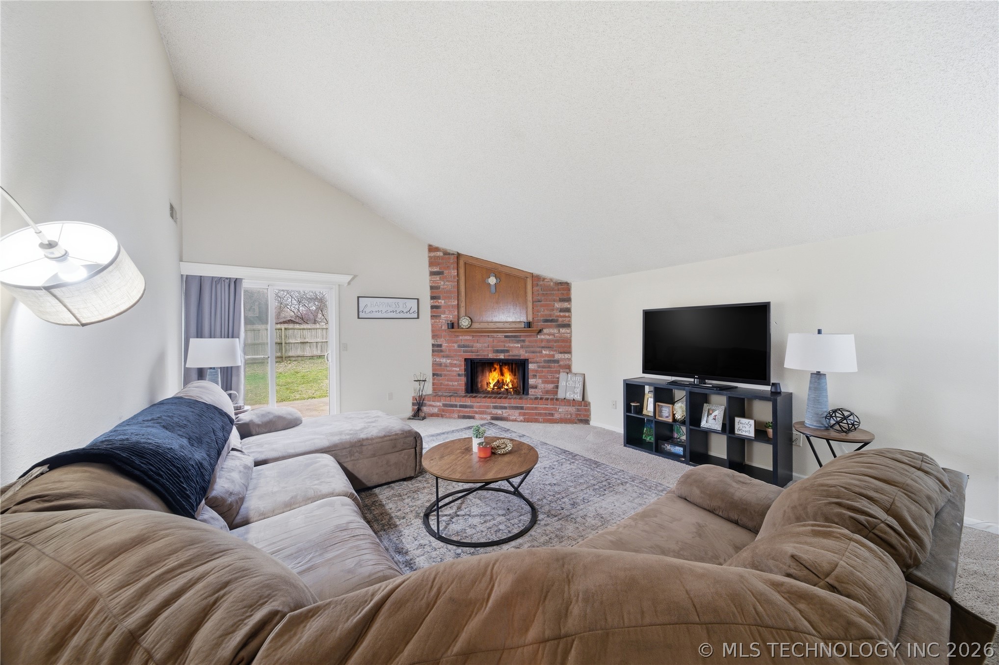 6760 S 78th East Avenue Property Photo 4