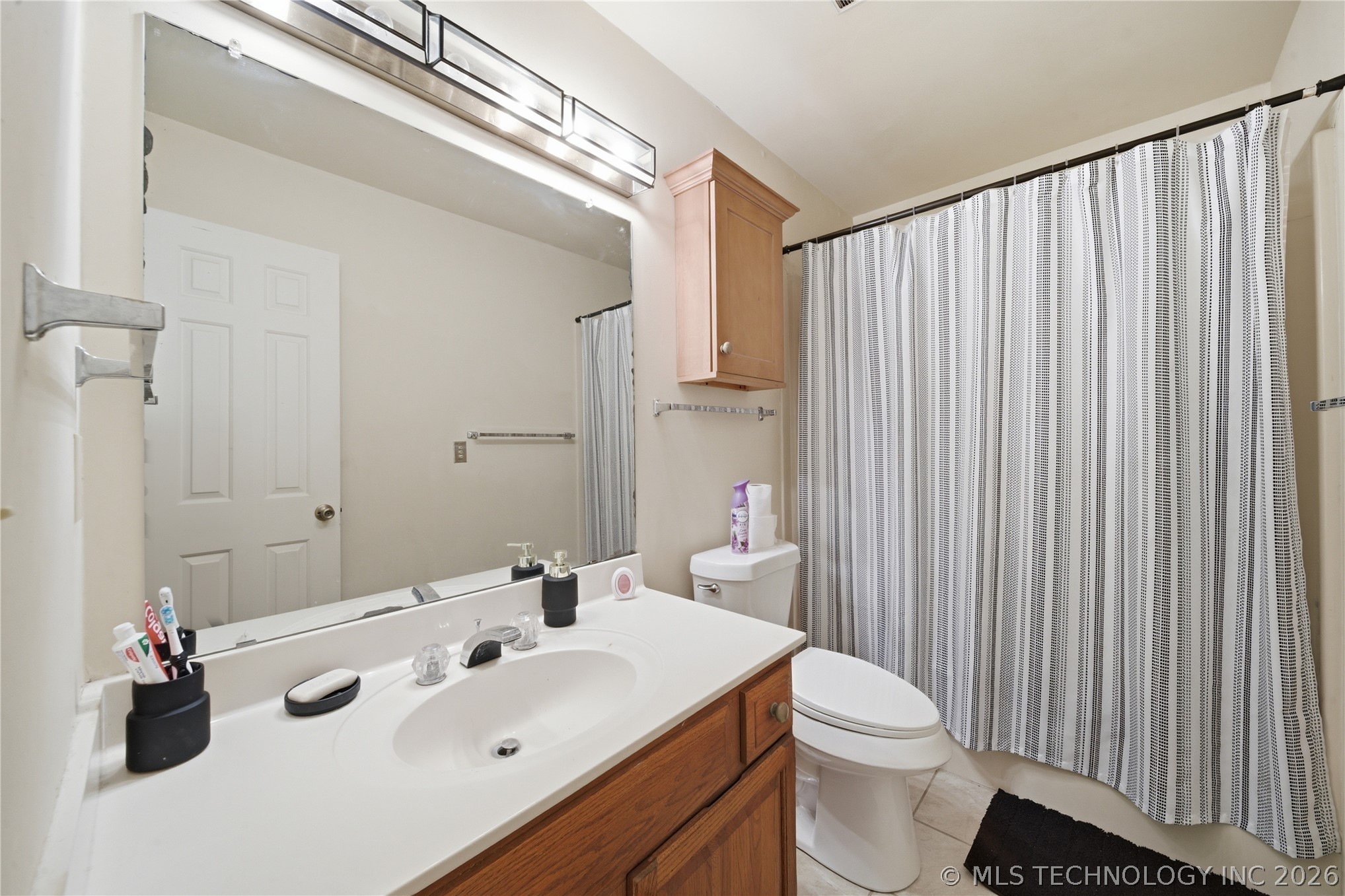 6760 S 78th East Avenue Property Photo 17