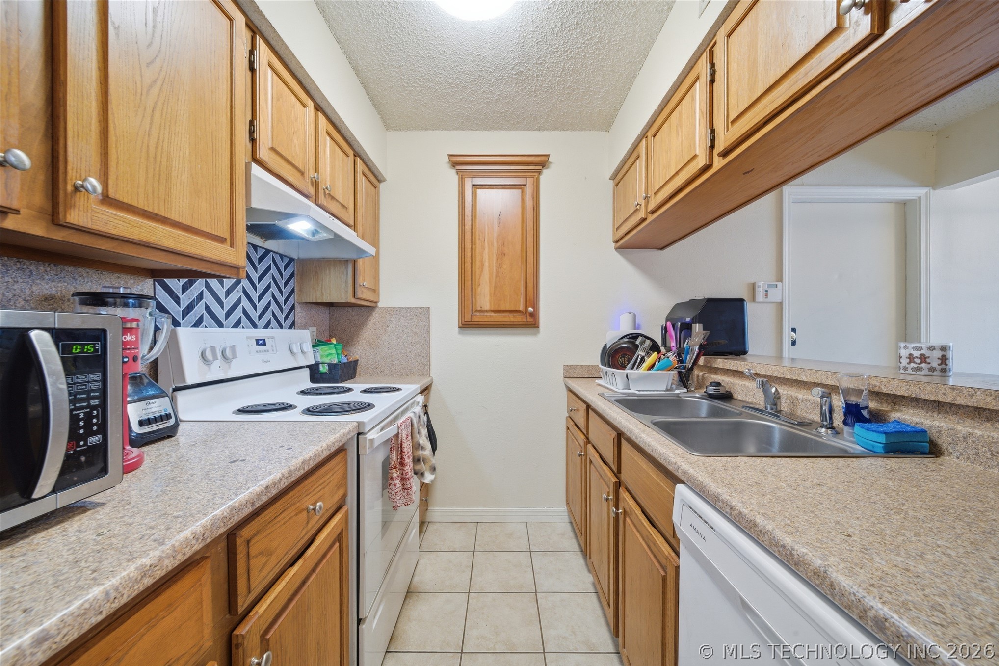 6760 S 78th East Avenue Property Photo 30