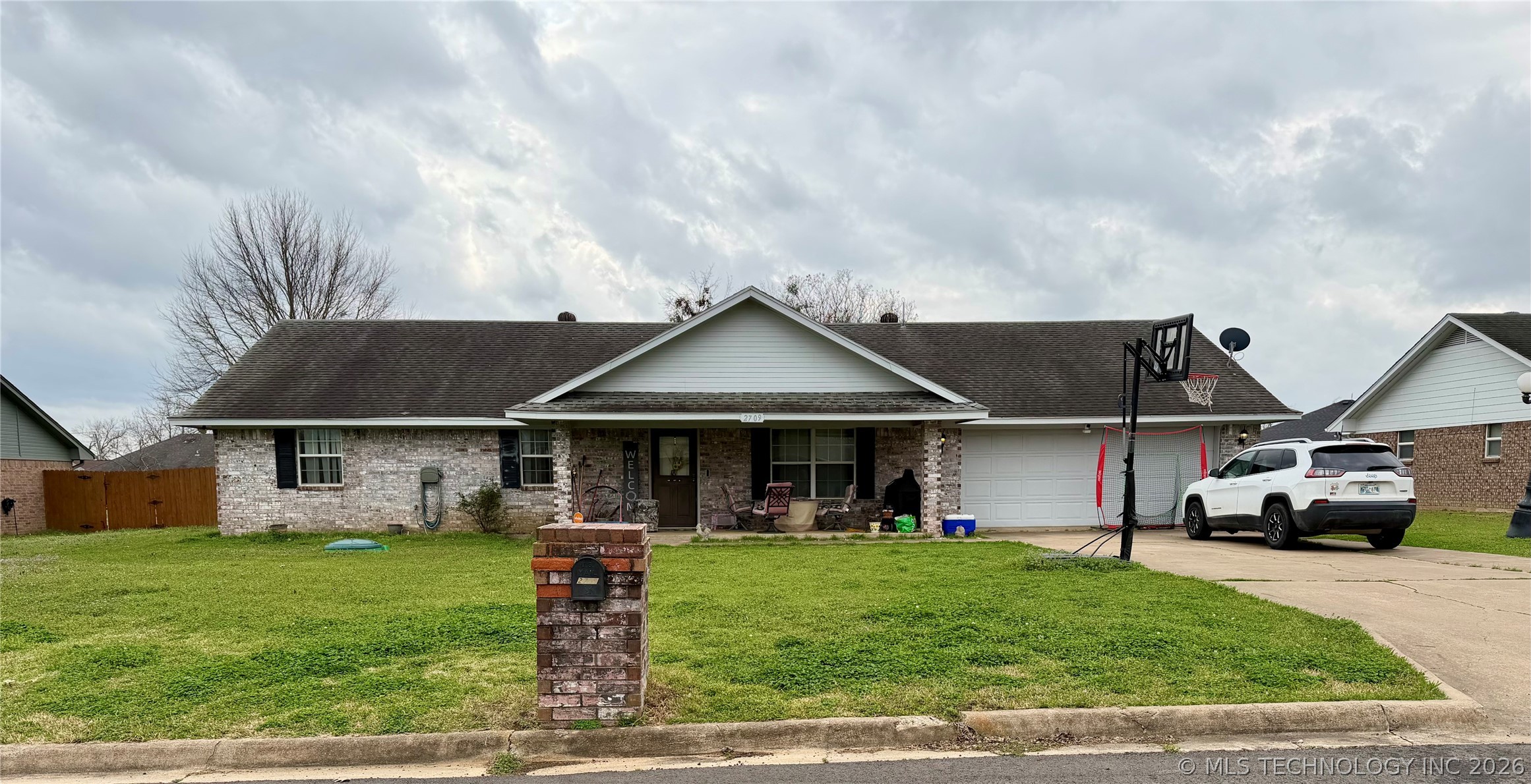 2709 Forrest Circle Property Photo 1