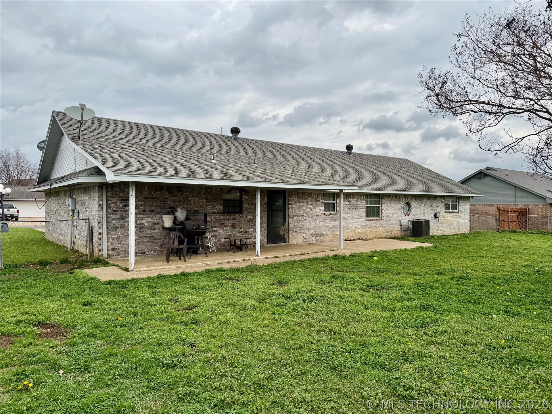 2709 Forrest Circle Property Photo 5