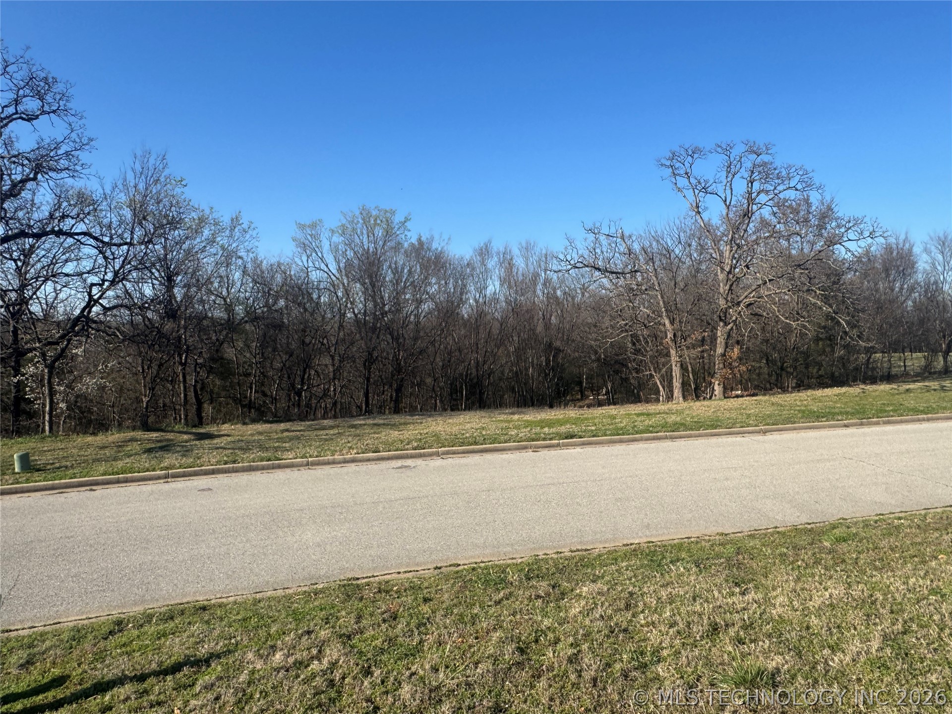 4 N Yukon Avenue W Property Photo 2