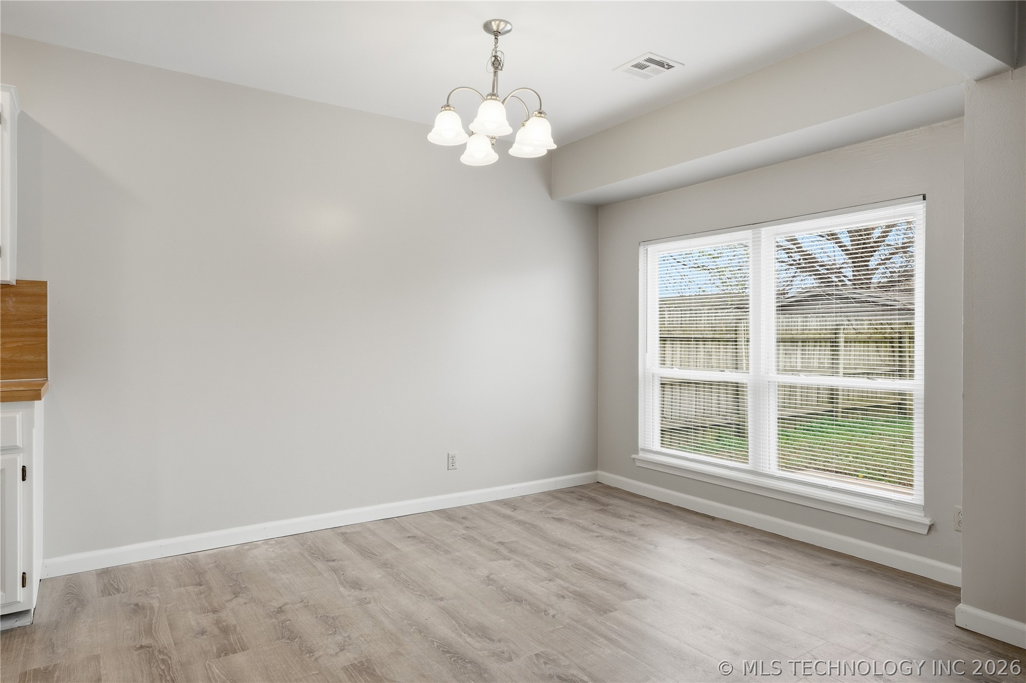 1716 N Butternut Avenue Property Photo 10