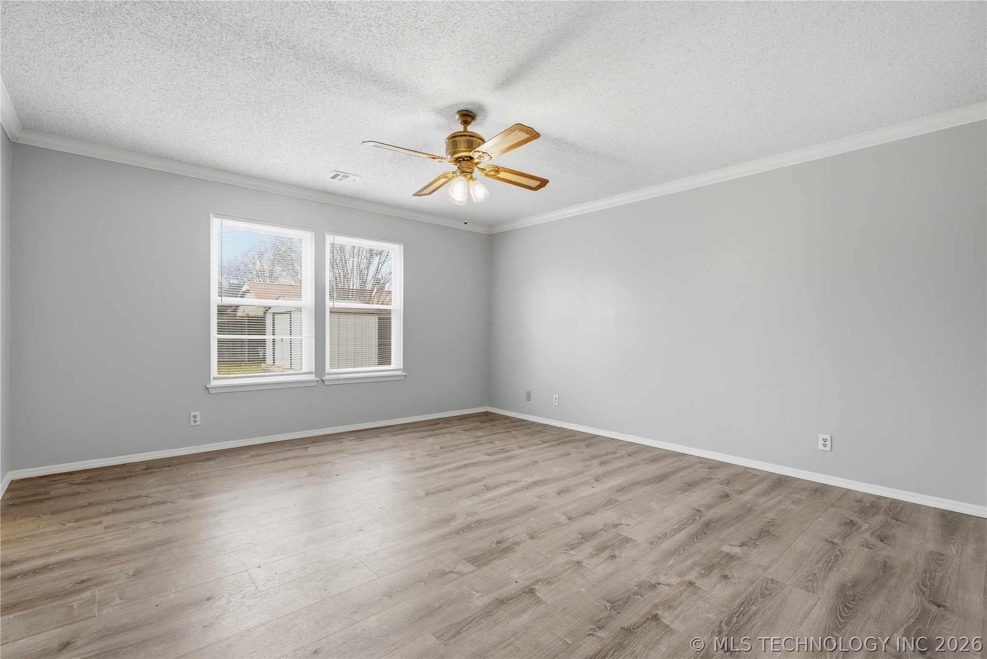 1716 N Butternut Avenue Property Photo 12
