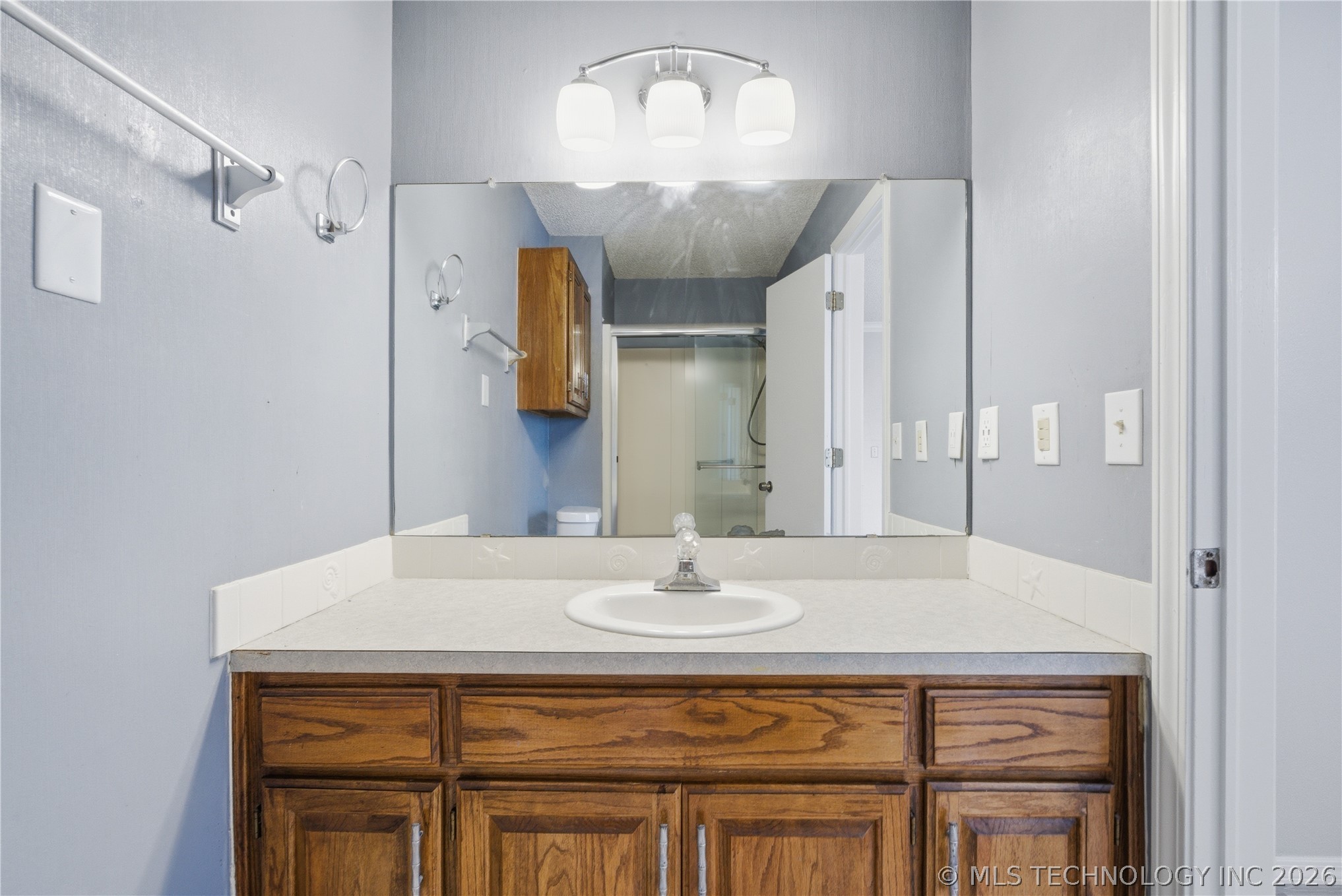 1716 N Butternut Avenue Property Photo 15
