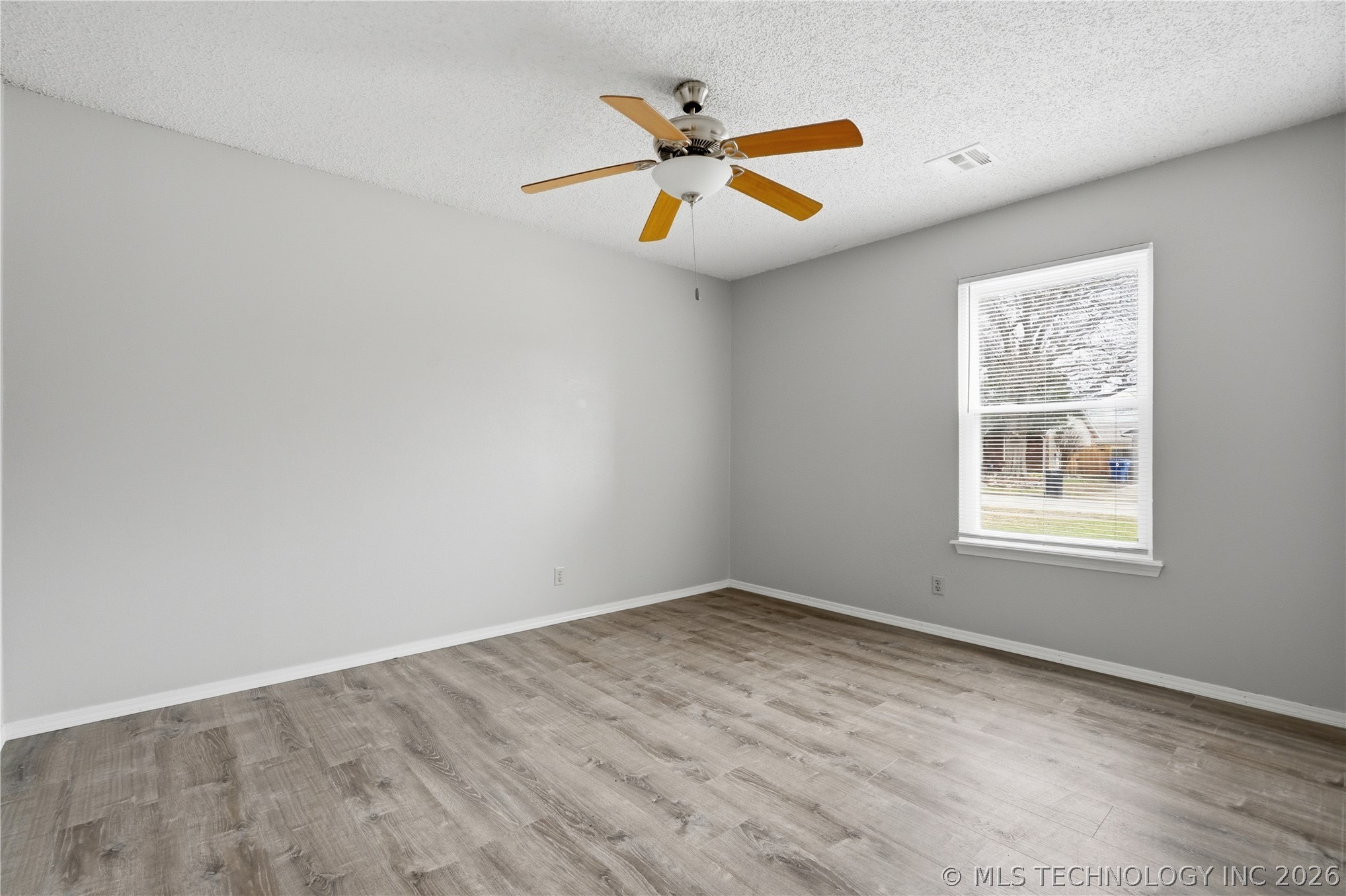 1716 N Butternut Avenue Property Photo 17