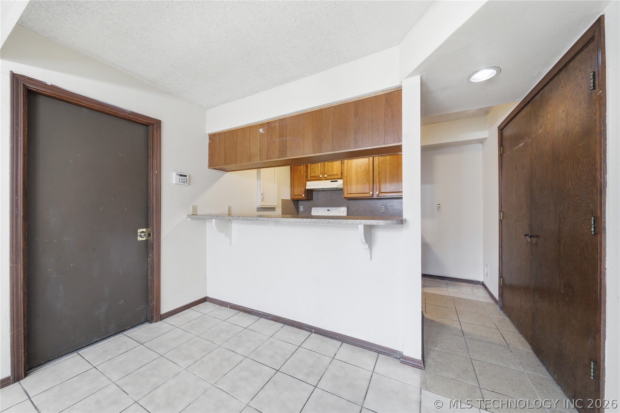 6738 S 78th East Avenue Property Photo 11