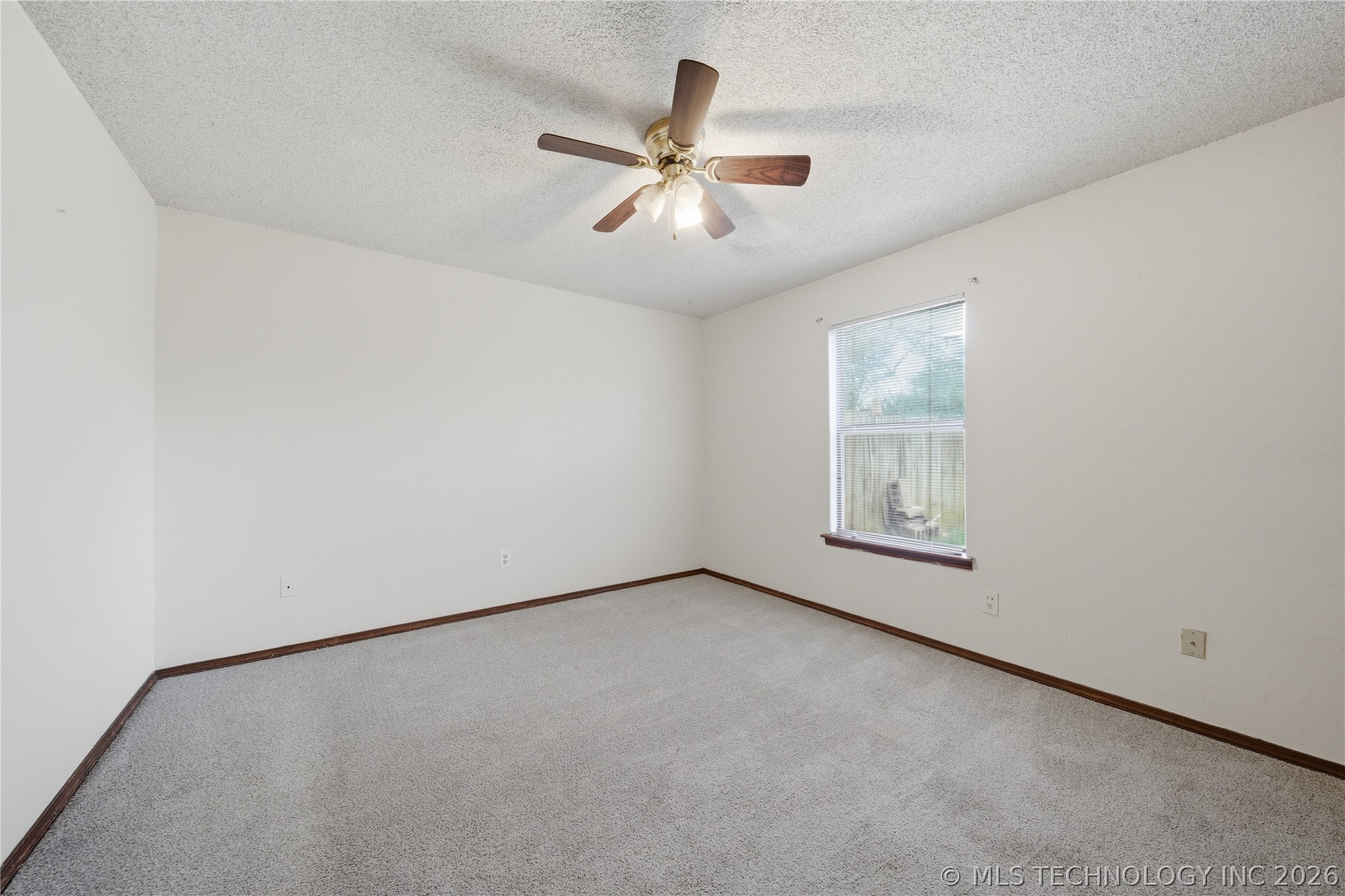 6738 S 78th East Avenue Property Photo 16
