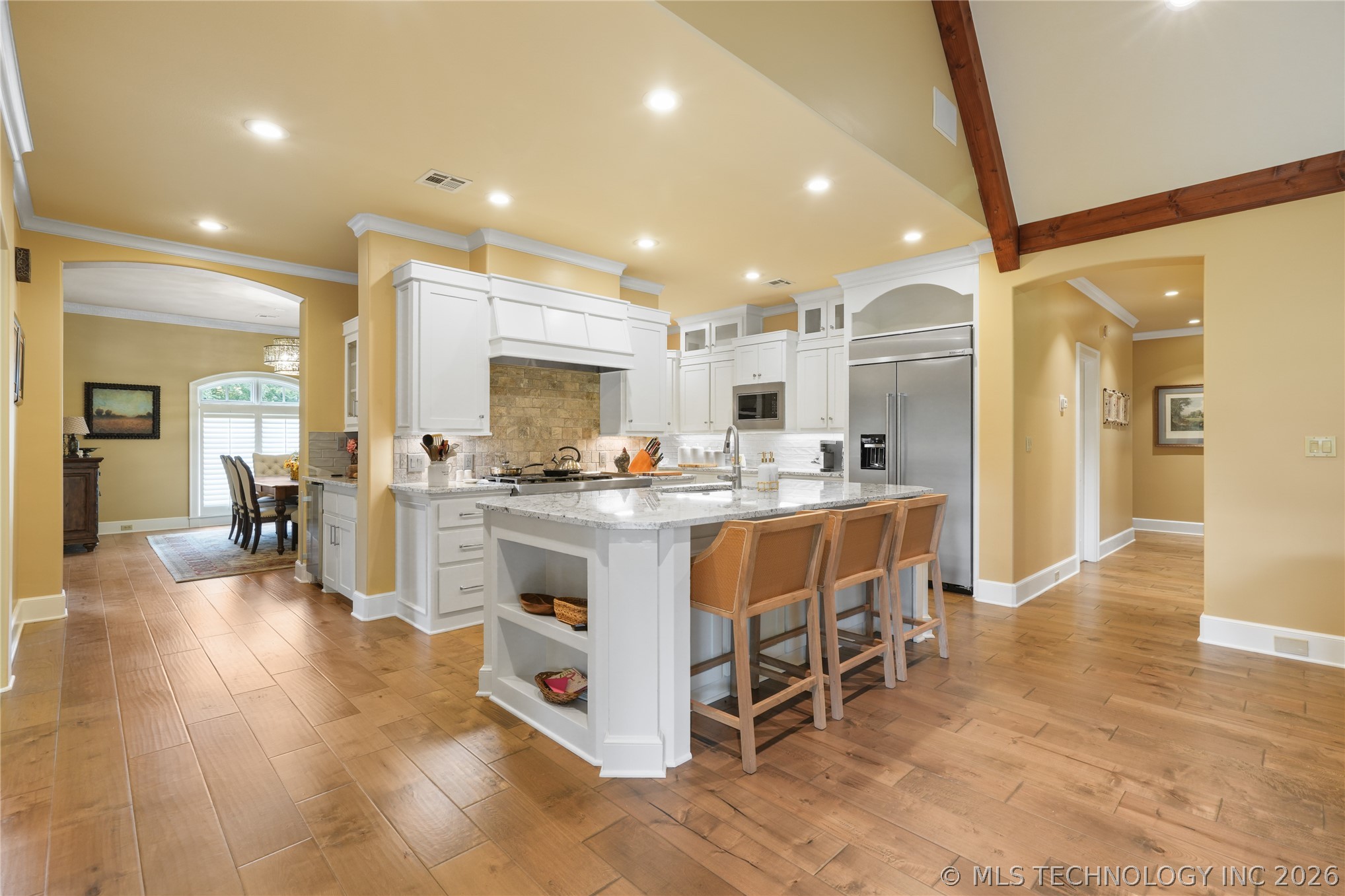 3821 Country Club Circle Property Photo 16