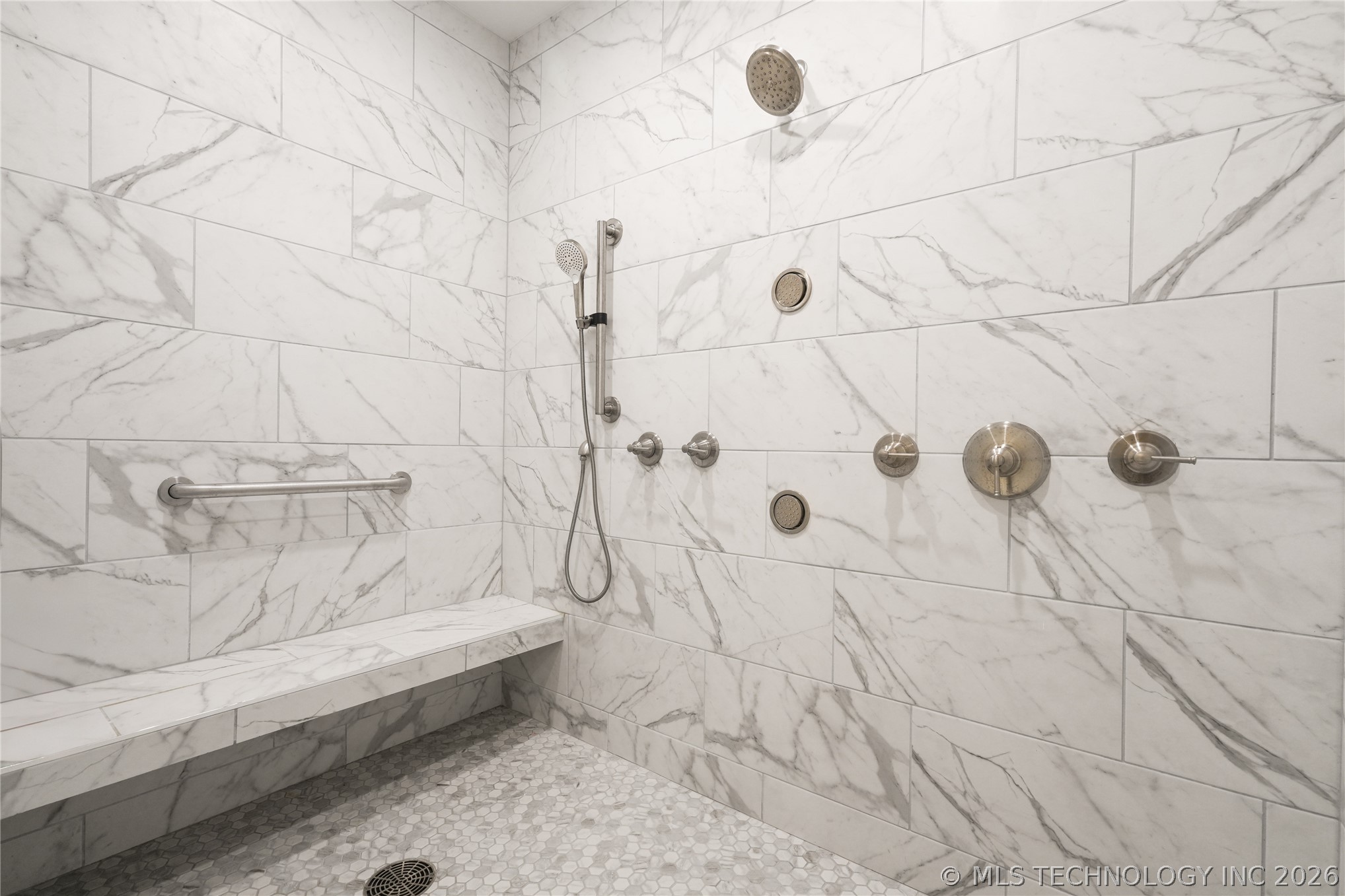 3821 Country Club Circle Property Photo 42