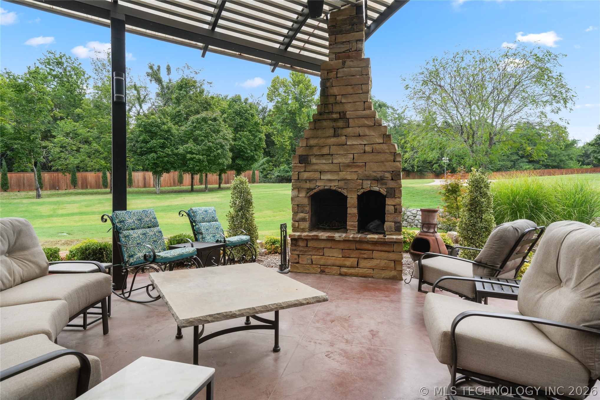 3821 Country Club Circle Property Photo 46