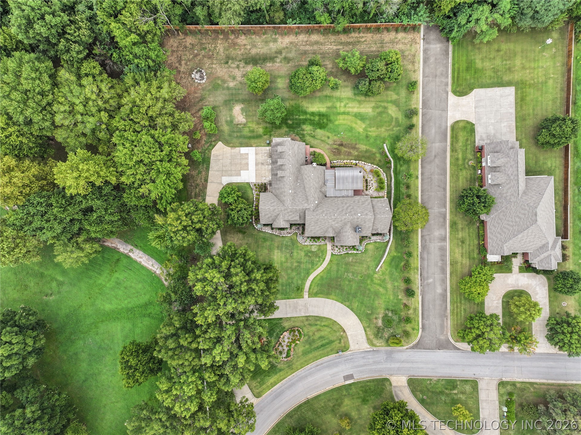 3821 Country Club Circle Property Photo 61