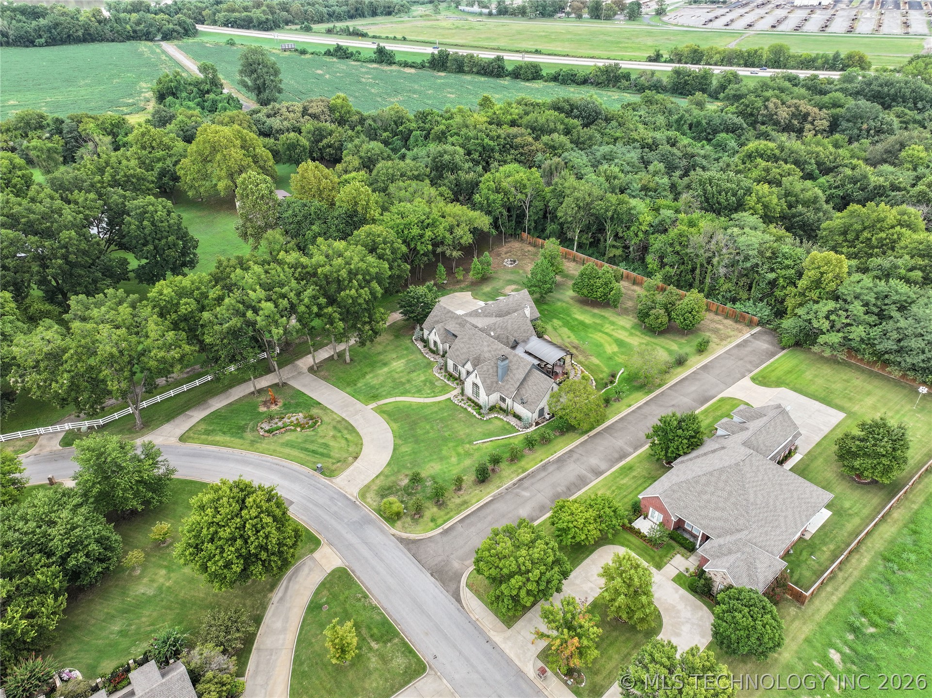 3821 Country Club Circle Property Photo 65