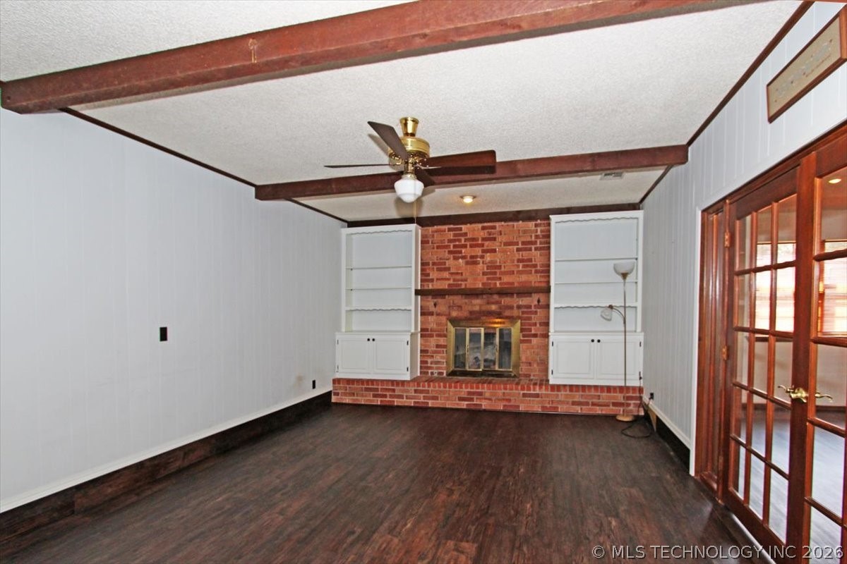 2408 Chapel Hill Court Property Photo 16