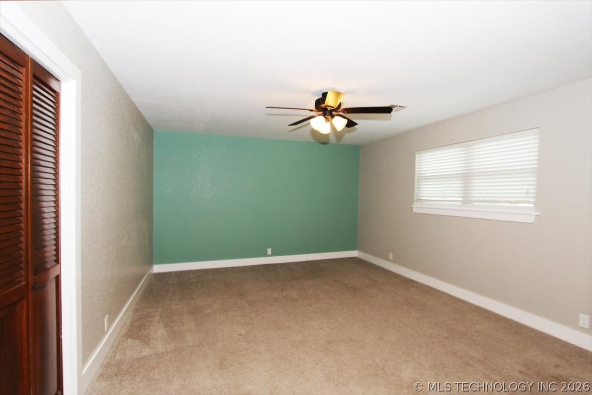 2408 Chapel Hill Court Property Photo 25
