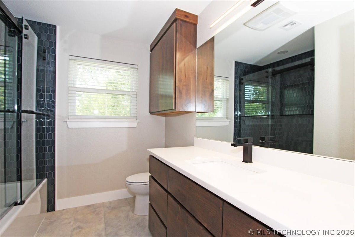 2408 Chapel Hill Court Property Photo 31