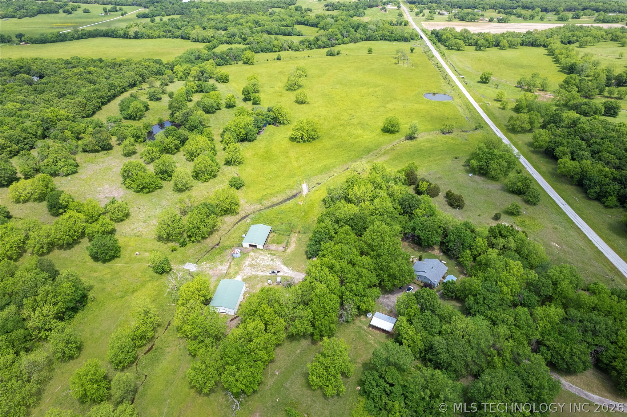 16801 County Road 3445 Property Photo 5