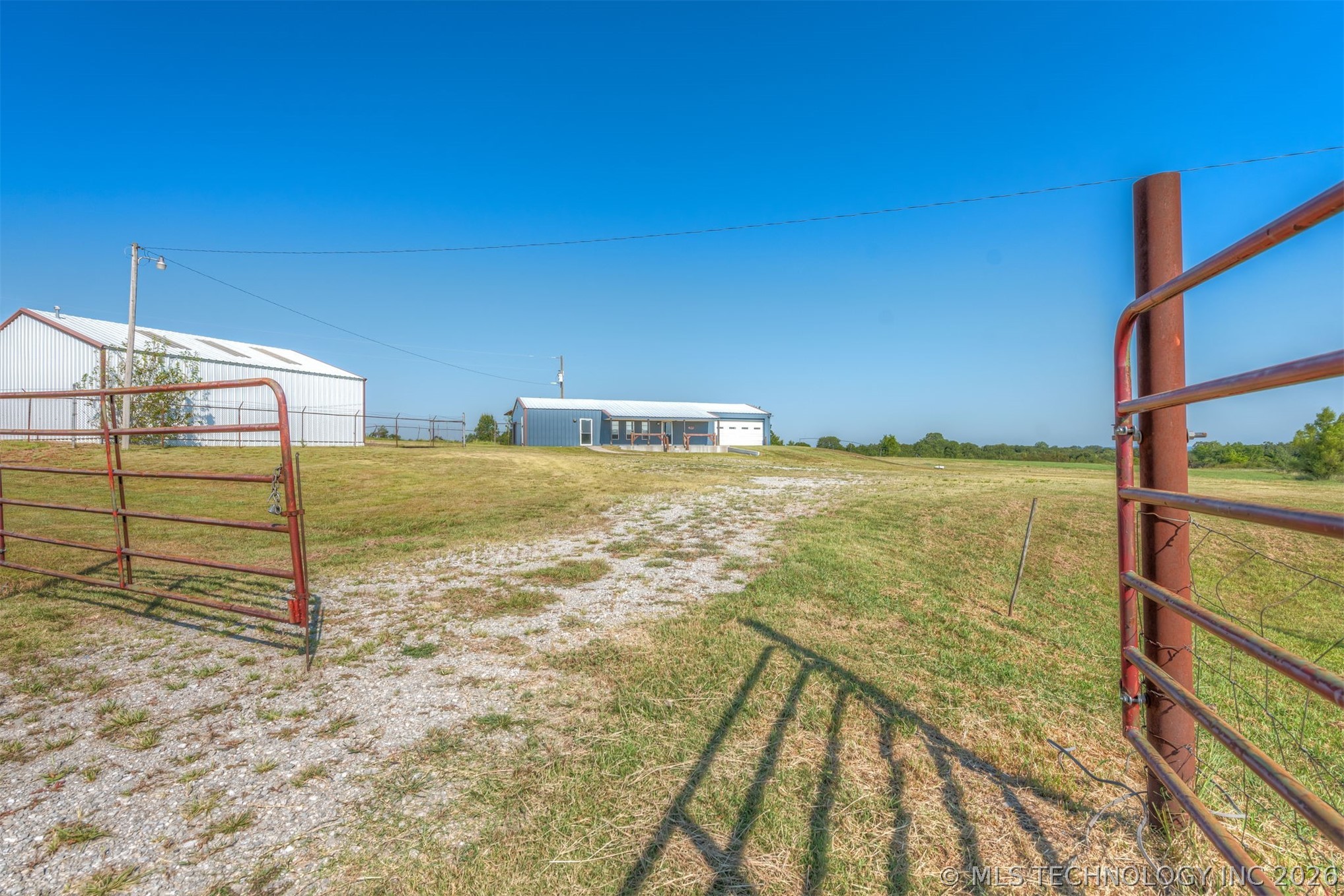 36585 W State Hwy 51 Property Photo 2