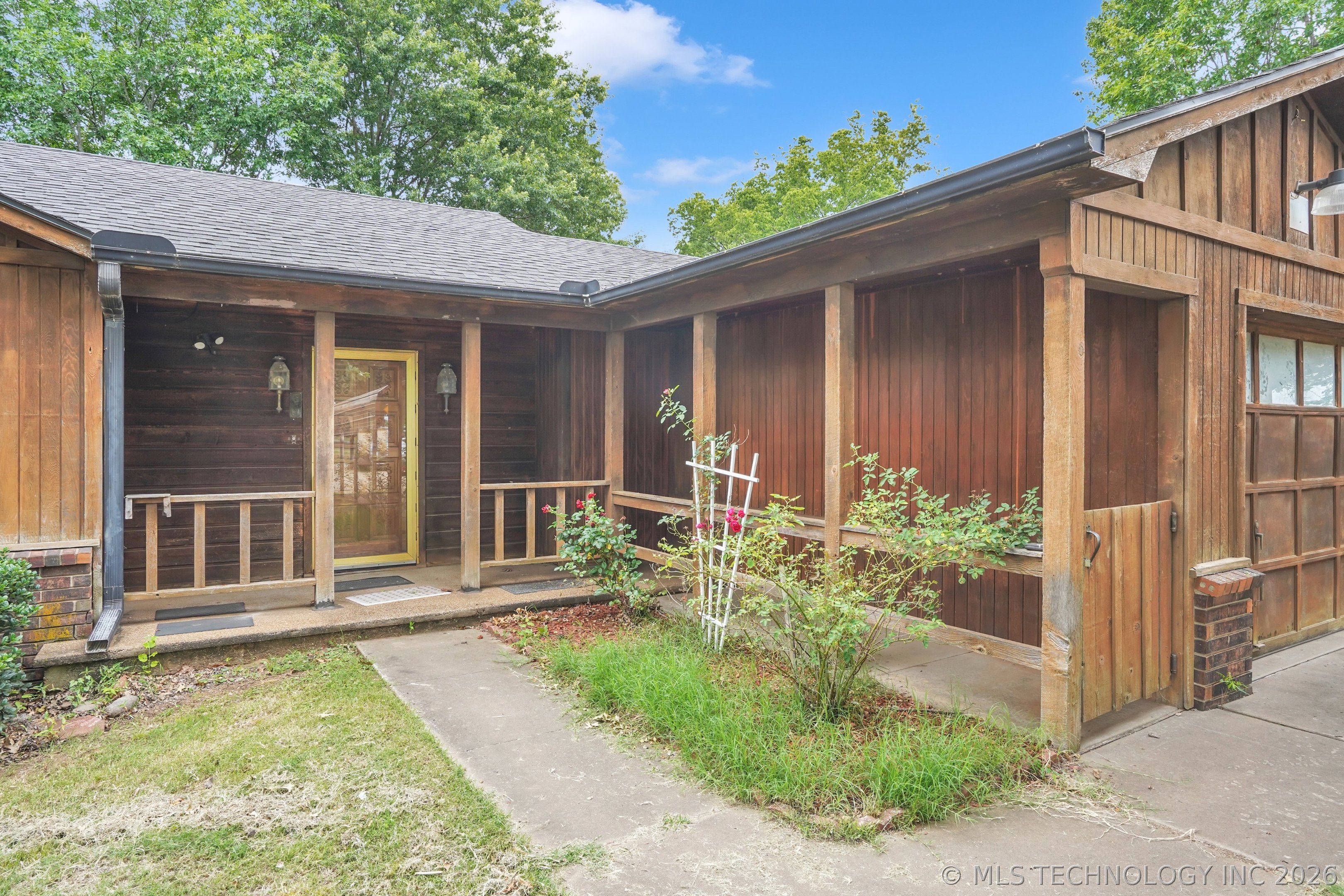 3305 Gulick Street Property Photo 4