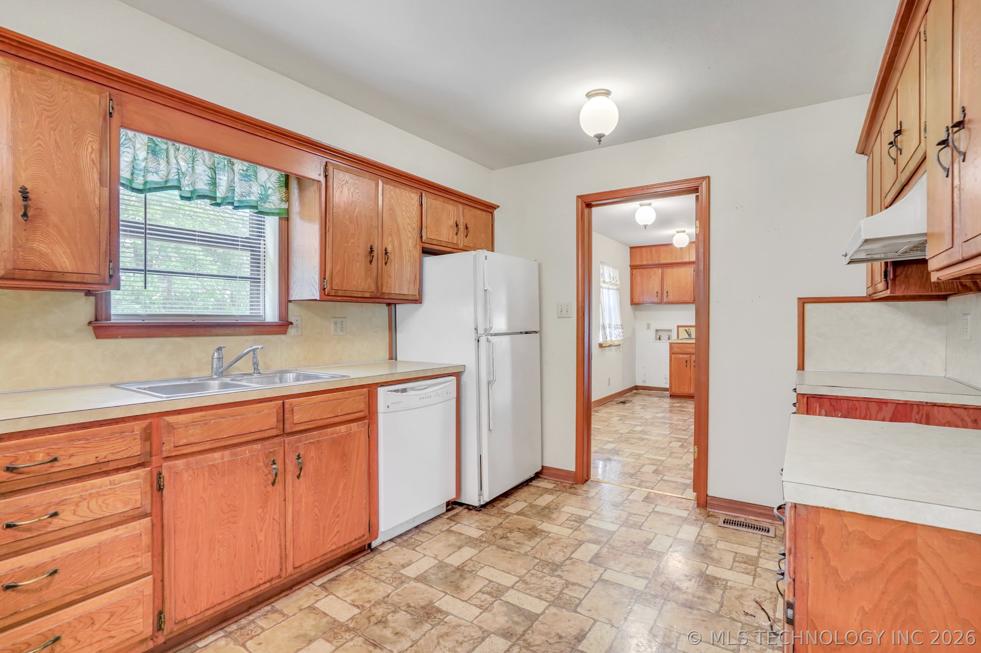 3305 Gulick Street Property Photo 8