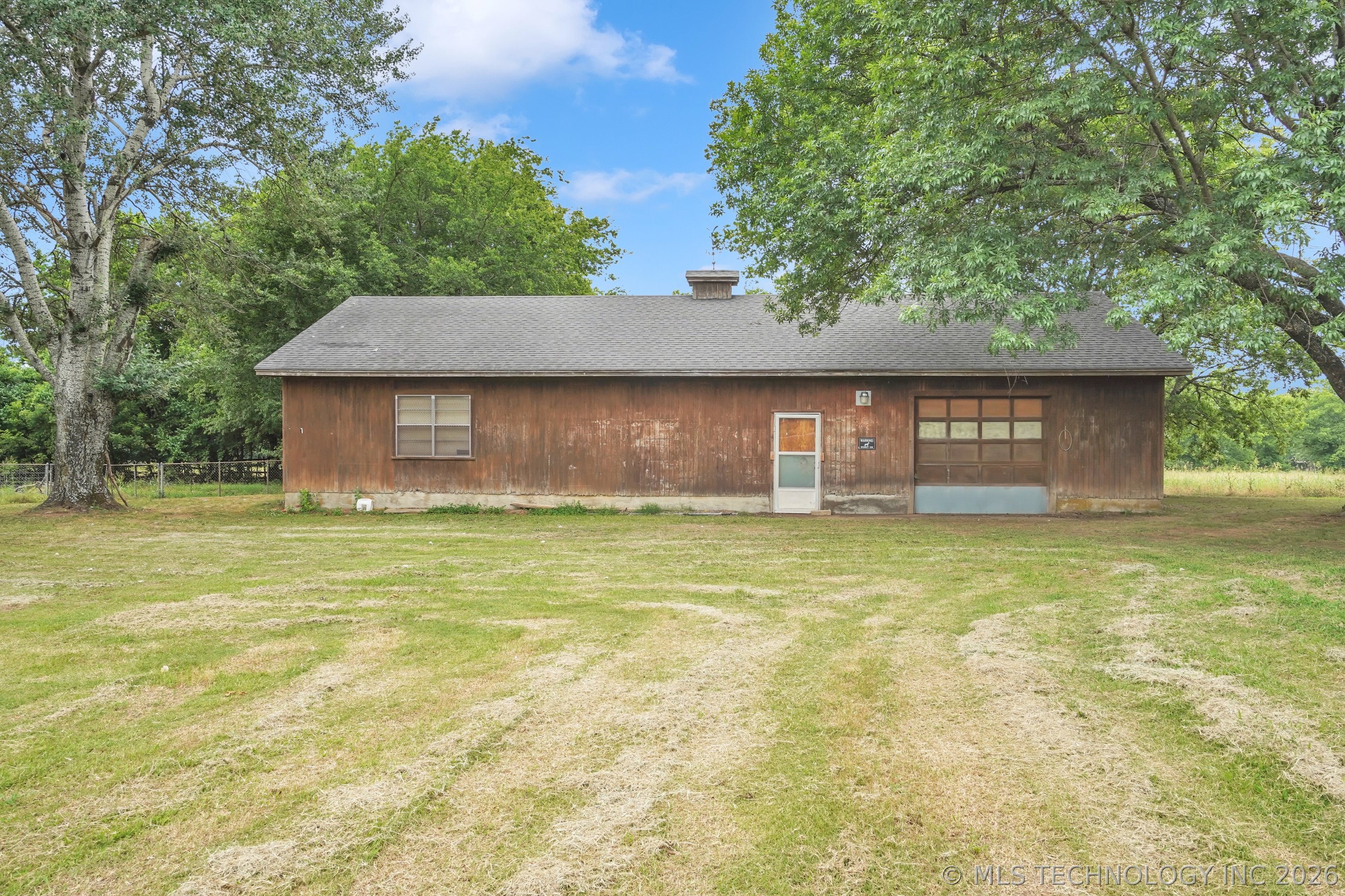 3305 Gulick Street Property Photo 23