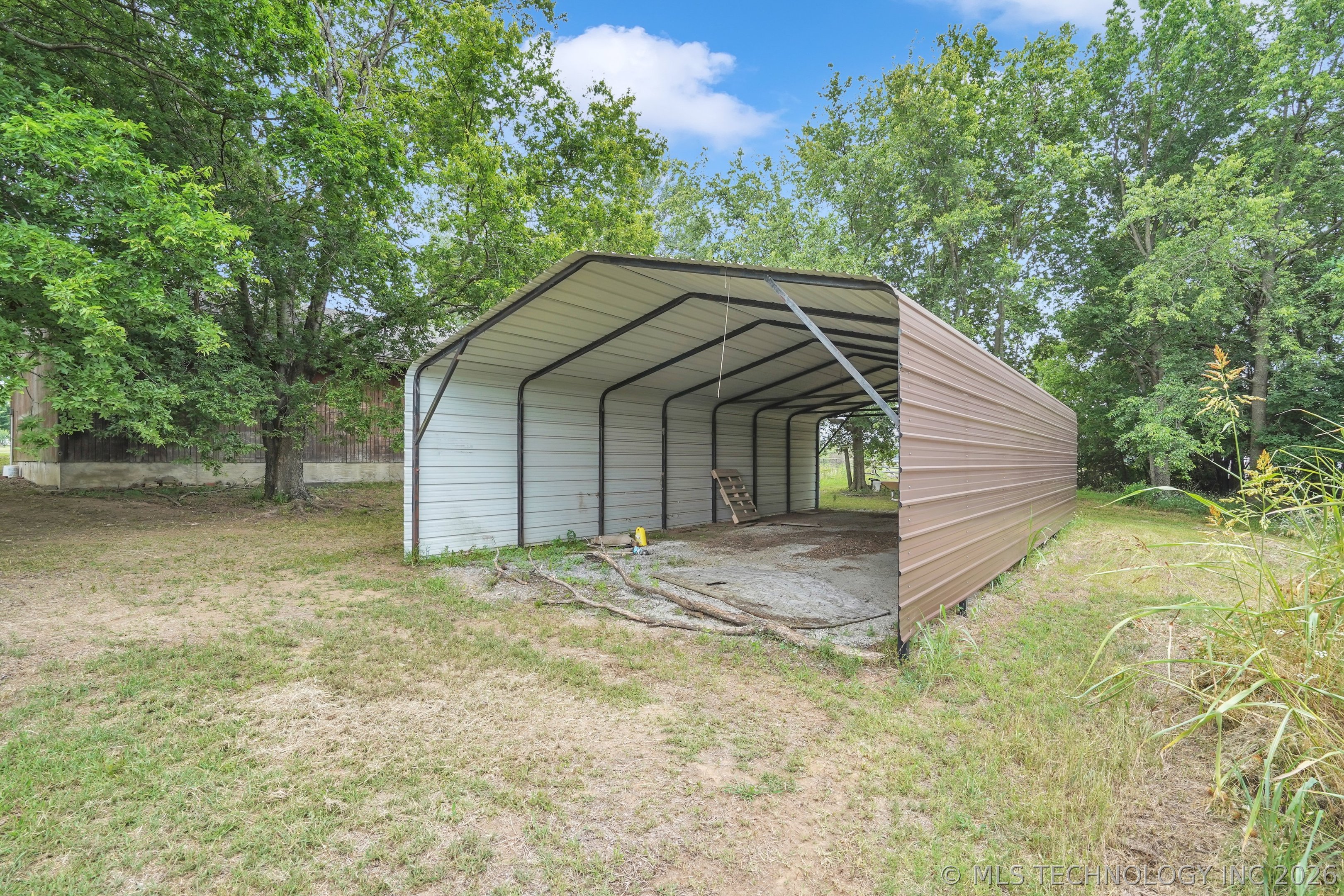 3305 Gulick Street Property Photo 27