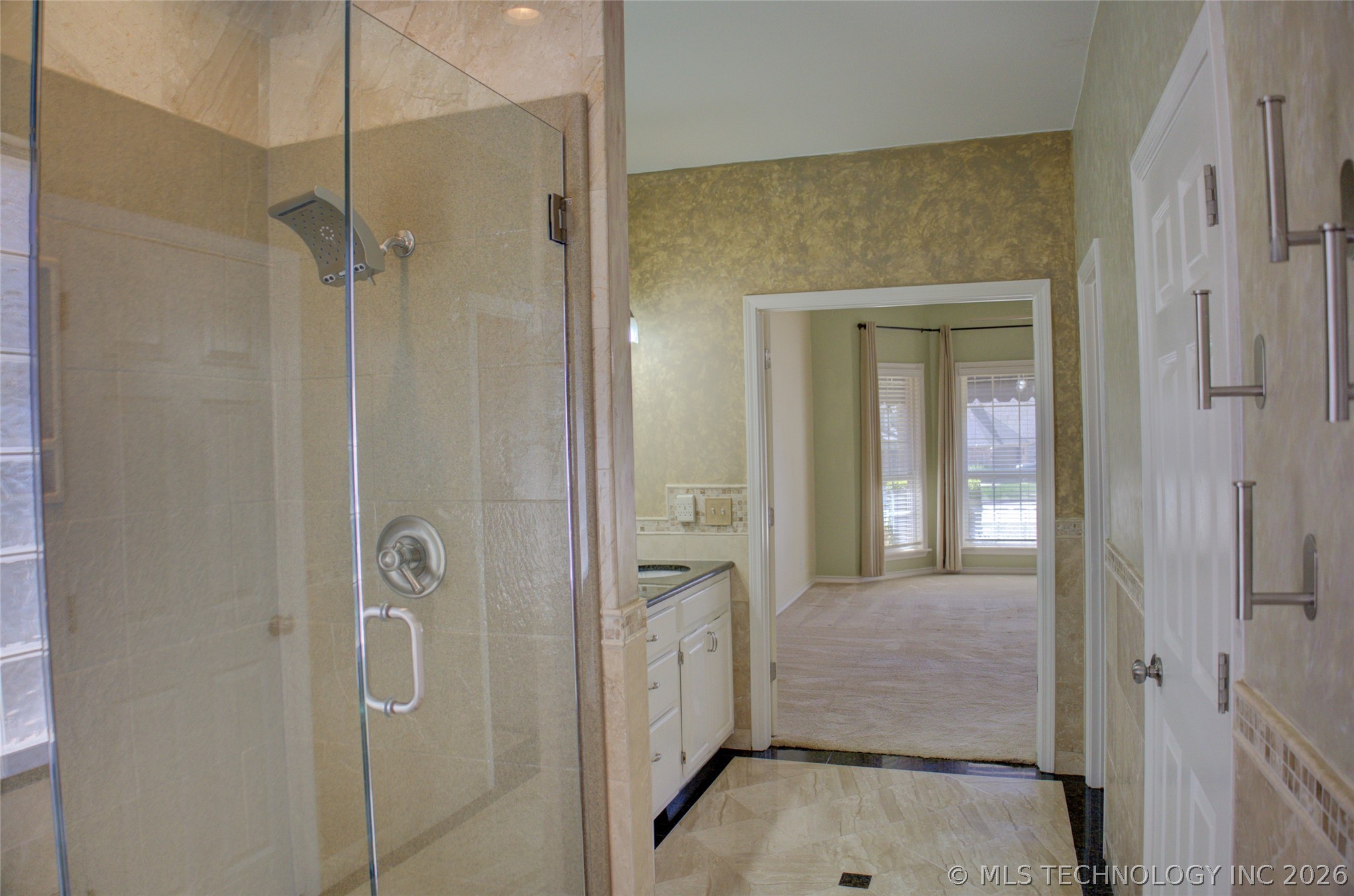 10305 E 90th Street North Property Photo 45