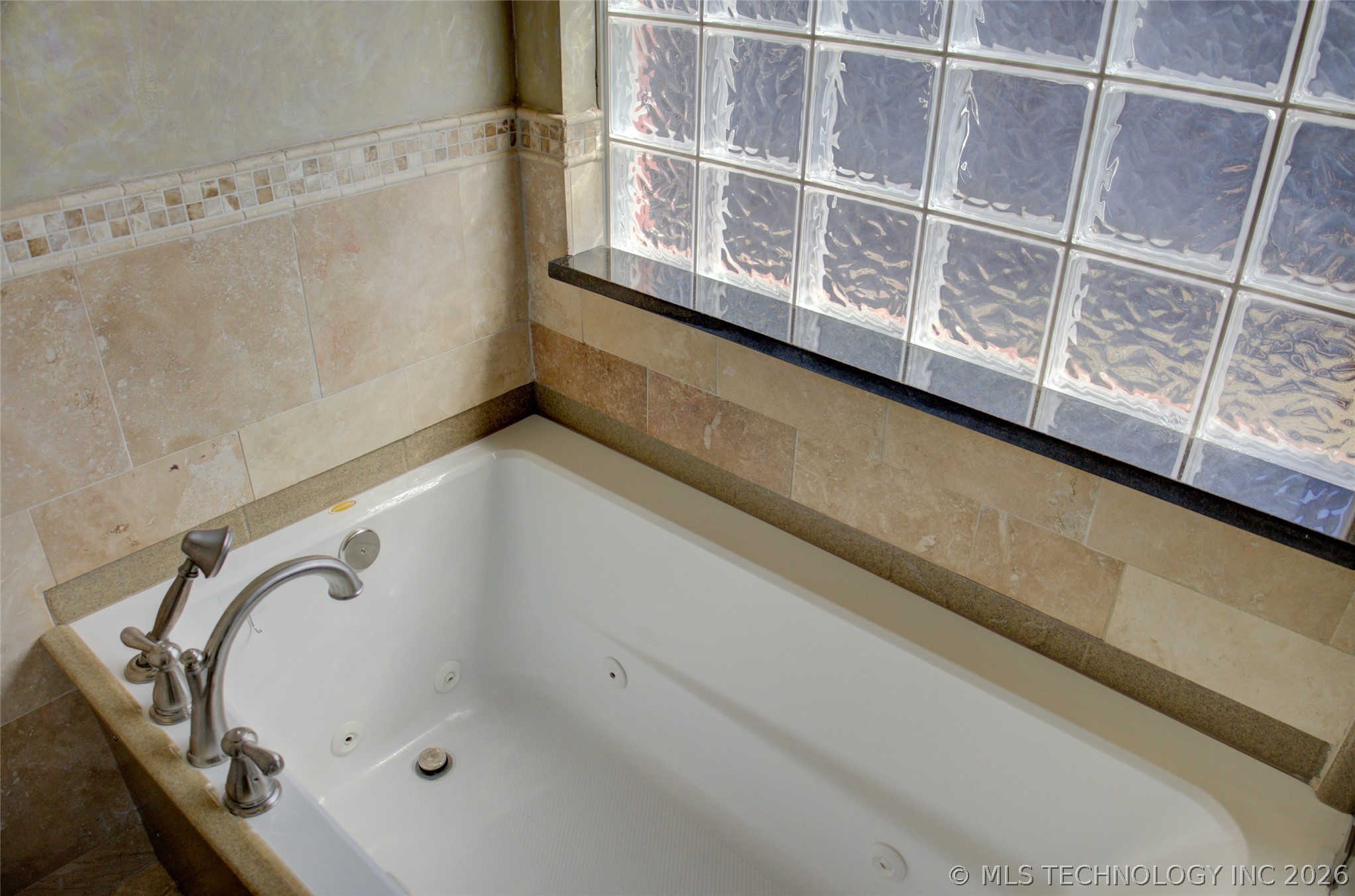 10305 E 90th Street North Property Photo 46