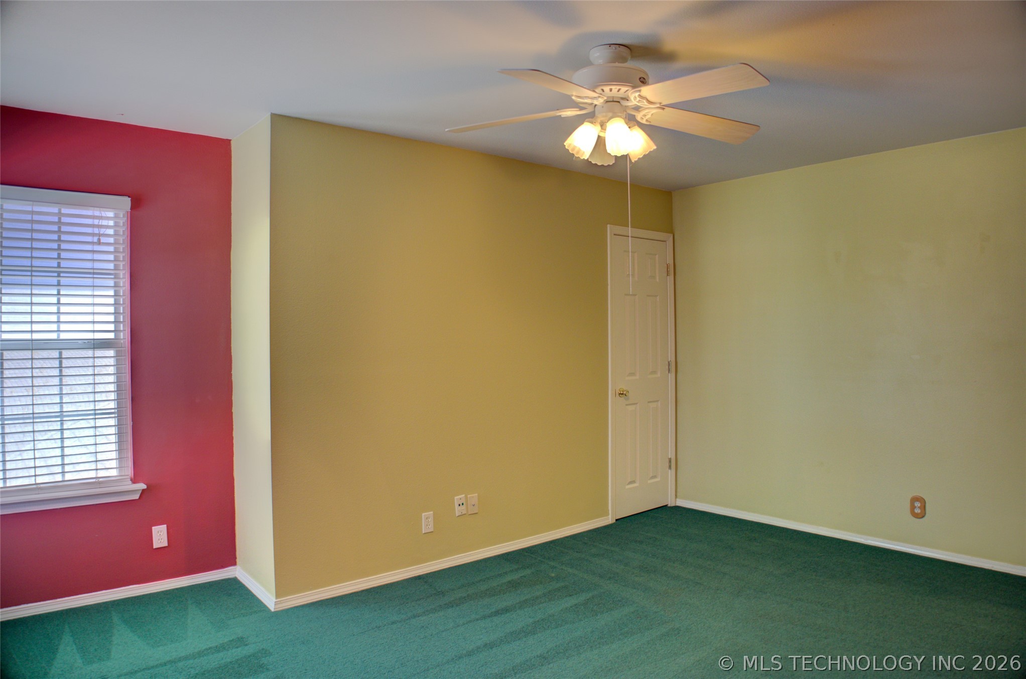 10305 E 90th Street North Property Photo 50