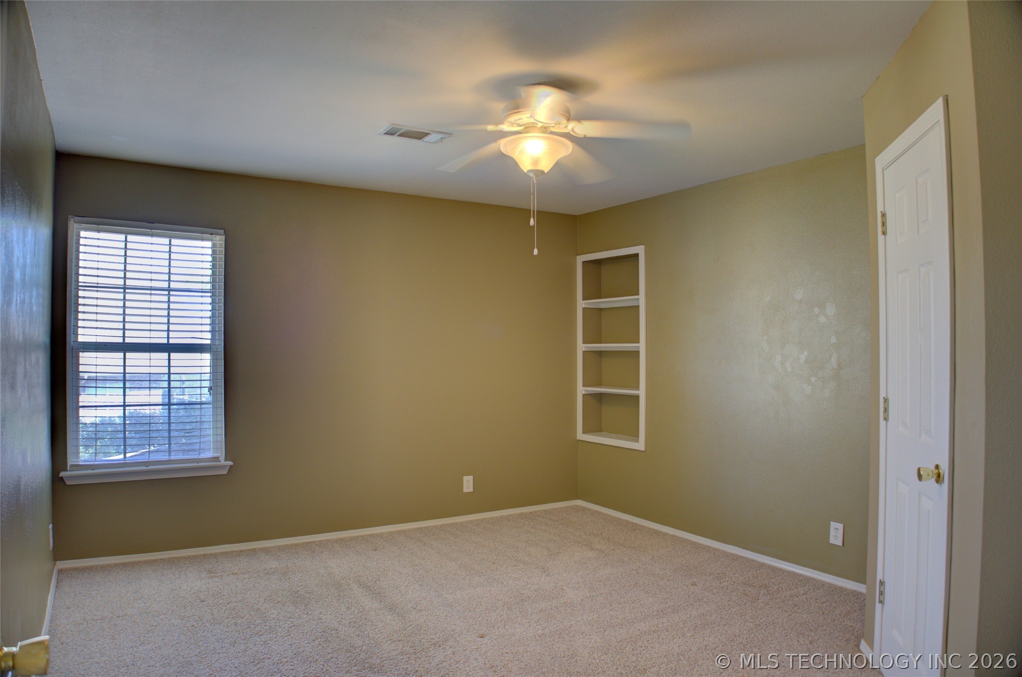 10305 E 90th Street North Property Photo 56