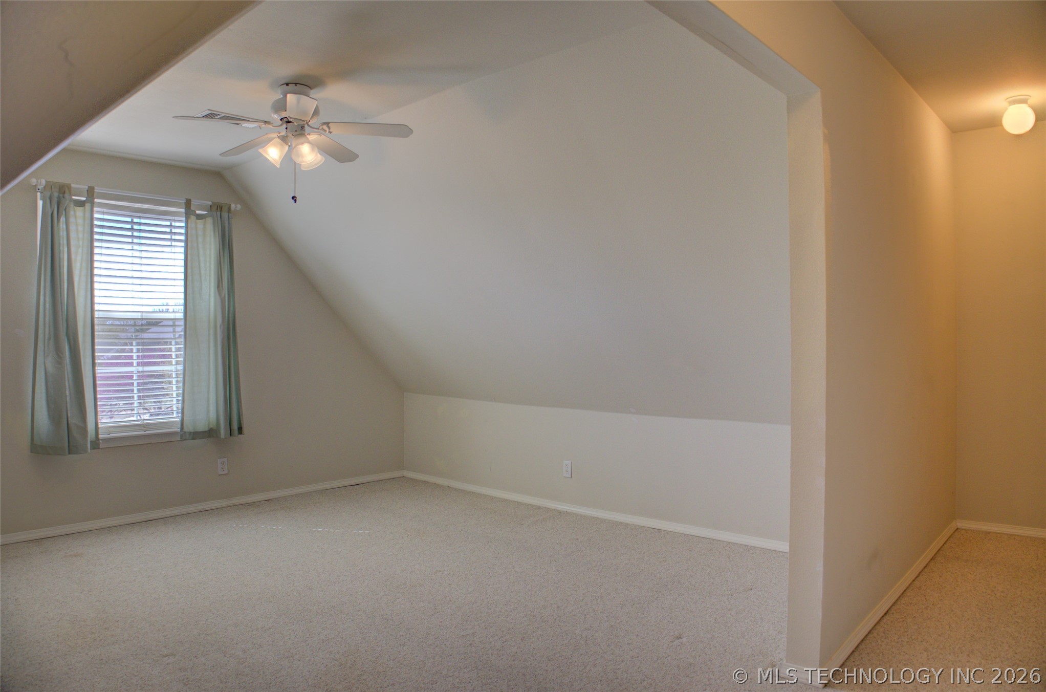 10305 E 90th Street North Property Photo 65