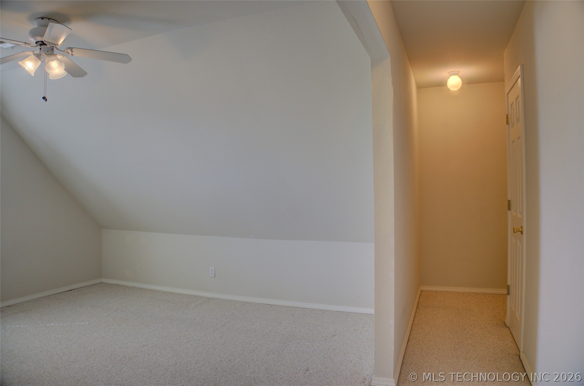 10305 E 90th Street North Property Photo 68