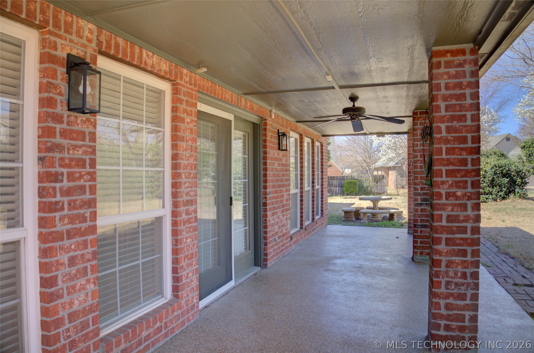 10305 E 90th Street North Property Photo 70