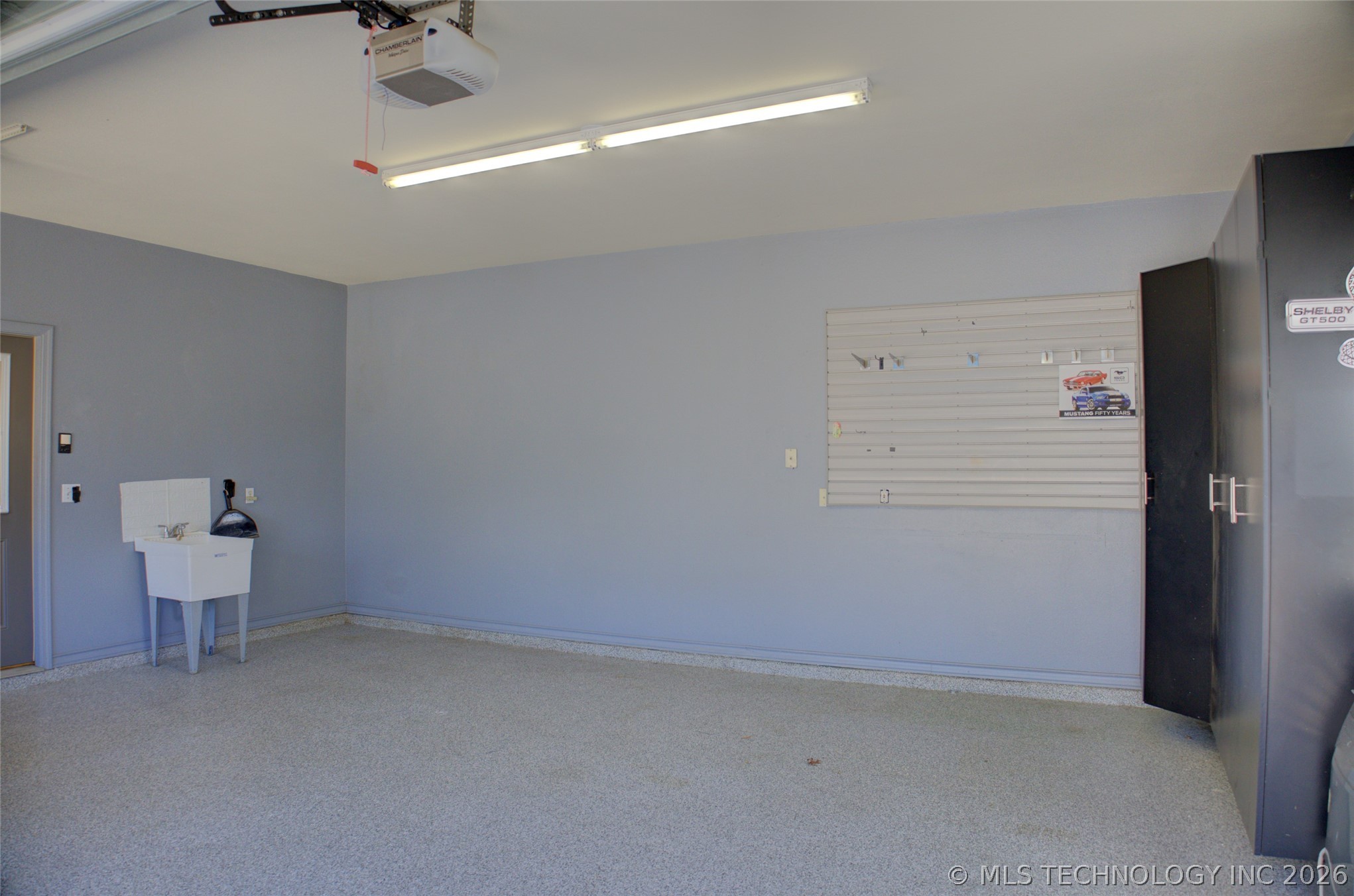 10305 E 90th Street North Property Photo 81