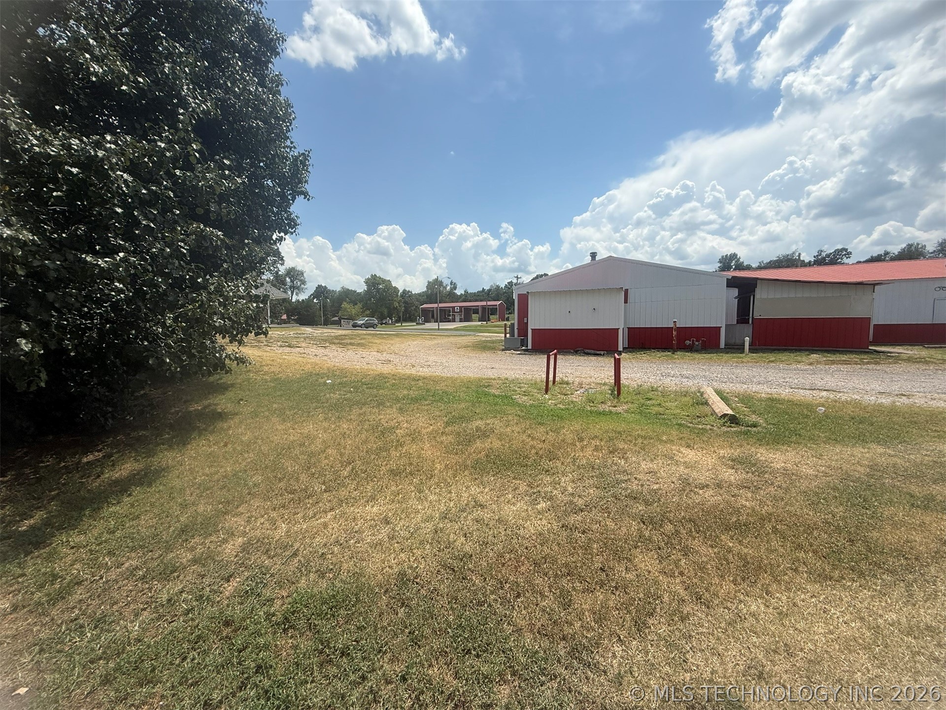 912 W Cedar Street Property Photo 49