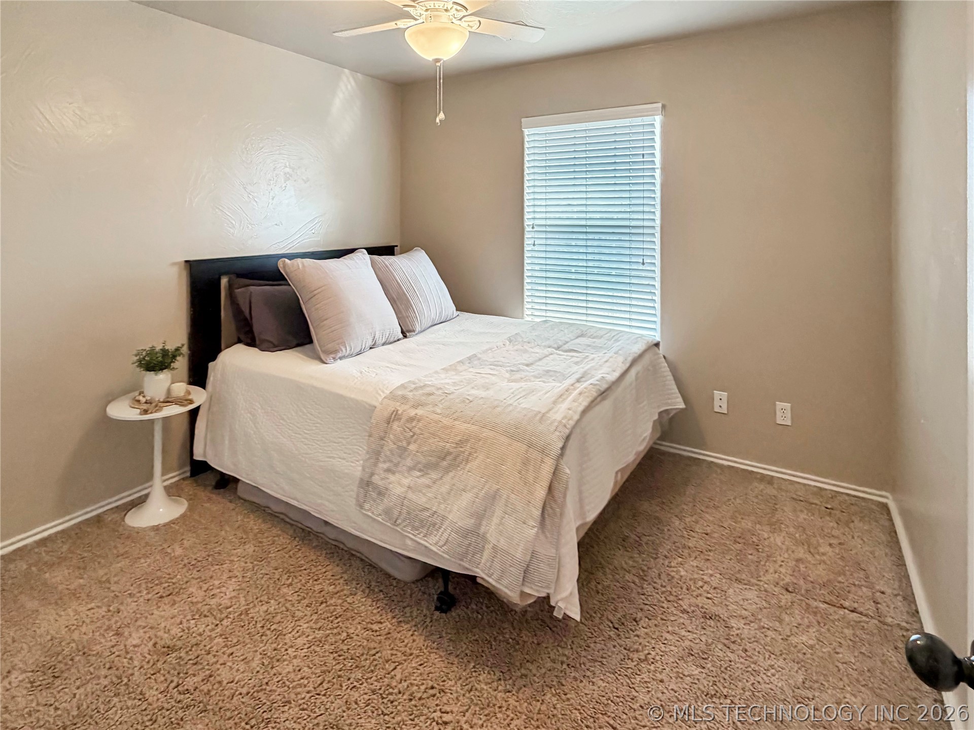 4316 Hedges Property Photo 22