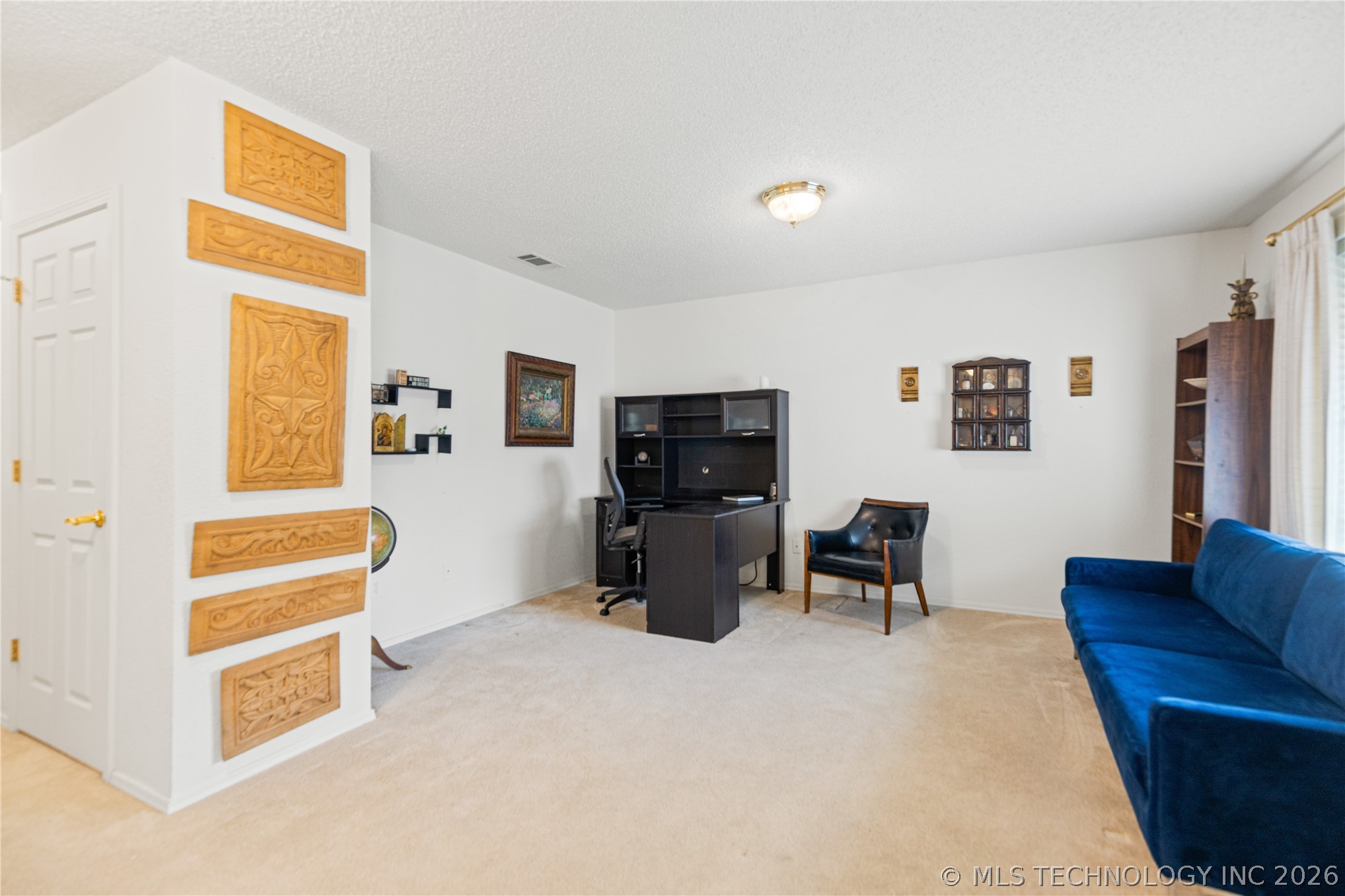 8428 S 84th East Avenue Property Photo 11