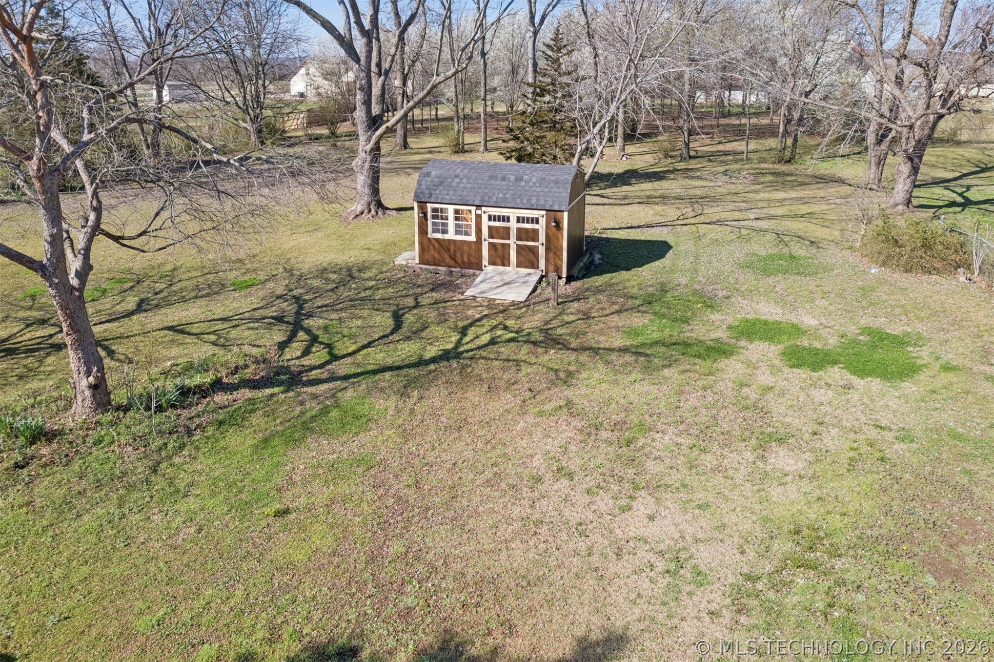 20936 S Valley West Drive Property Photo 4