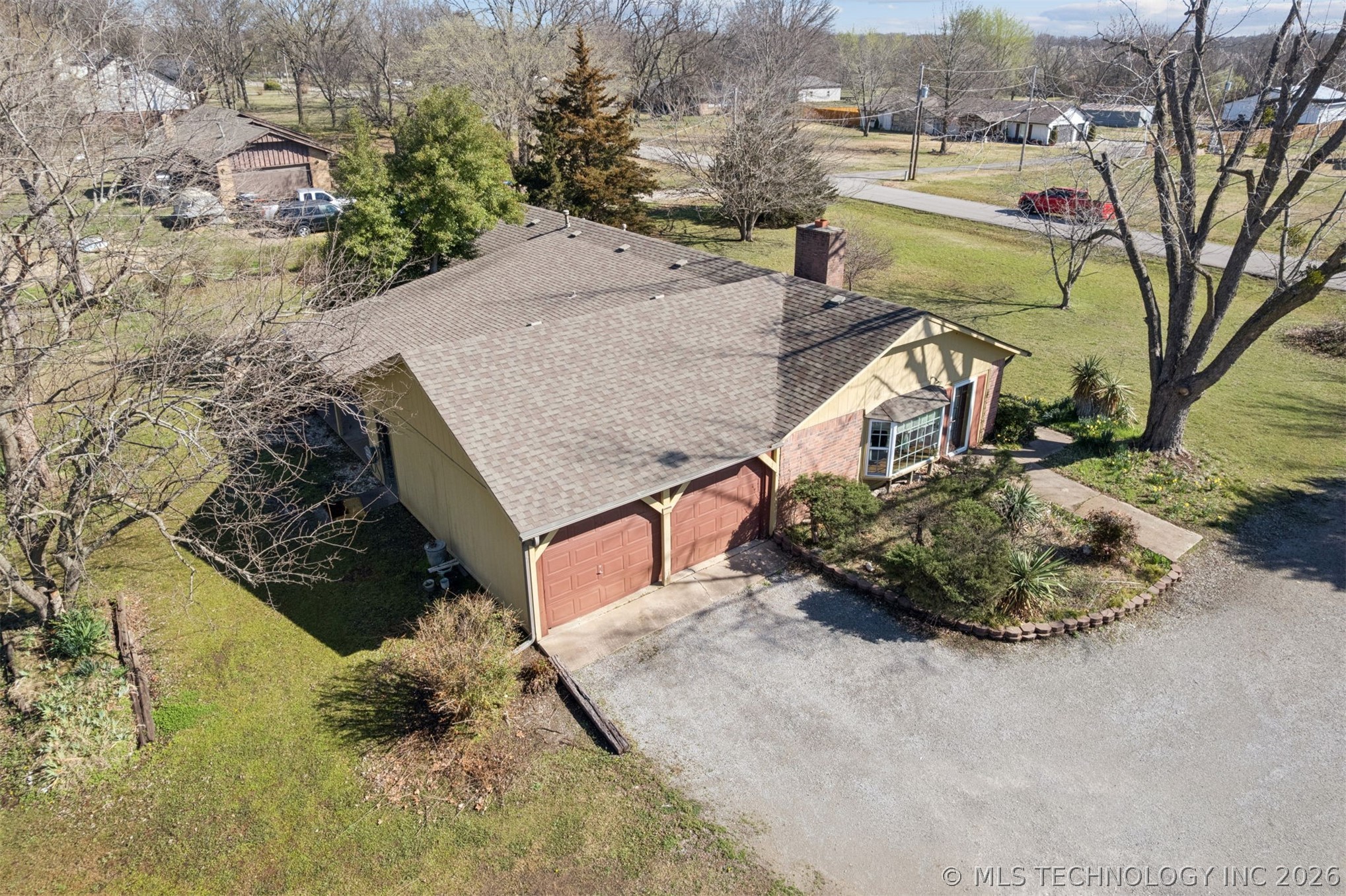 20936 S Valley West Drive Property Photo 6