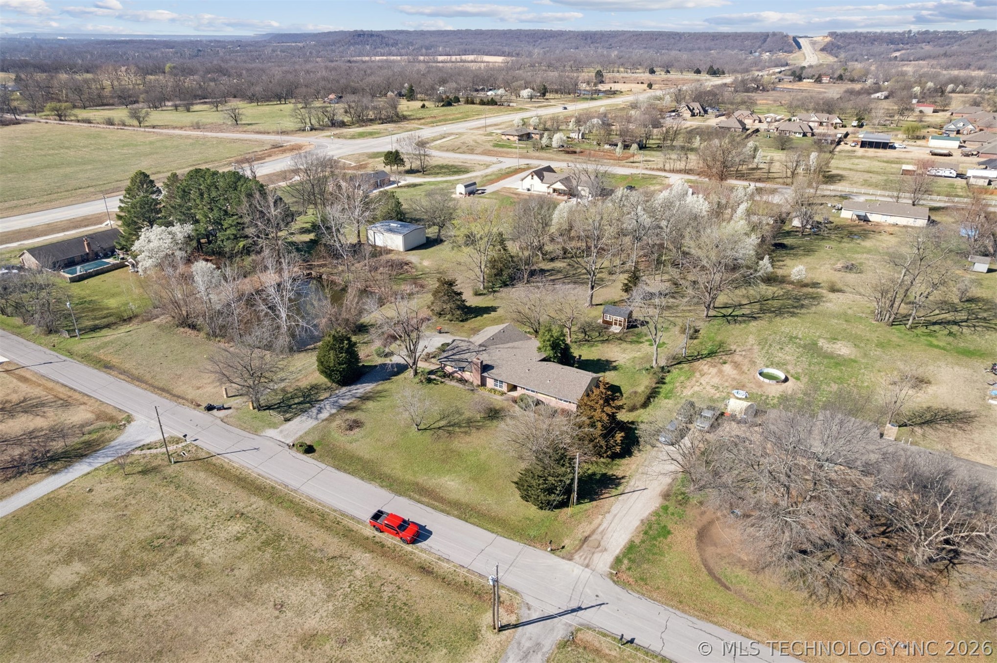 20936 S Valley West Drive Property Photo 8